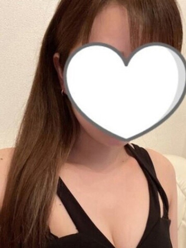 水無月　えま（21）/HUNDRED キタ大阪(京橋・南森町・天満/メンズエステ)