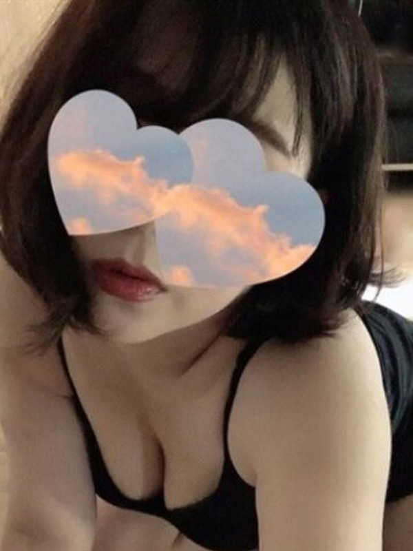 宇佐美　ゆみ（28）/HUNDRED キタ大阪(京橋・南森町・天満/メンズエステ)
