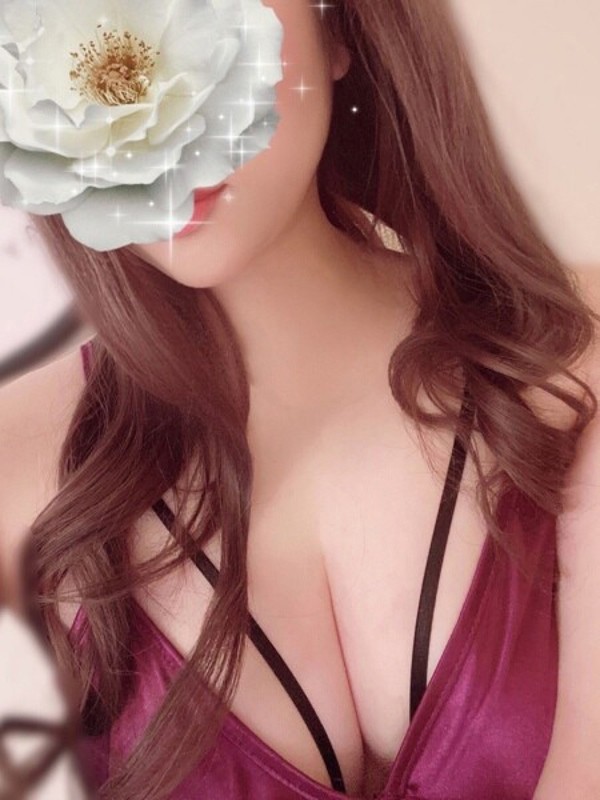 天使　りな（25）/HUNDRED キタ大阪(京橋・南森町・天満/メンズエステ)