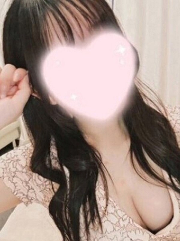 七海　りさ（27）/HUNDRED キタ大阪(京橋・南森町・天満/メンズエステ)