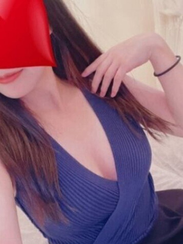 筒香　あいな（23）/HUNDRED キタ大阪(京橋・南森町・天満/メンズエステ)