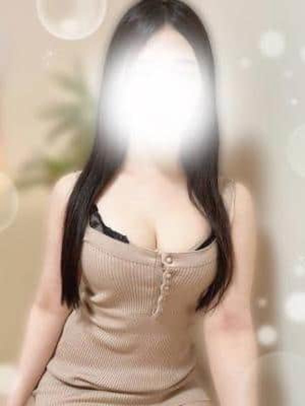 みれい（27） の画像1枚目/ROUGE～めぐり逢えた奇跡～(福岡市・その他/メンズエステ)
