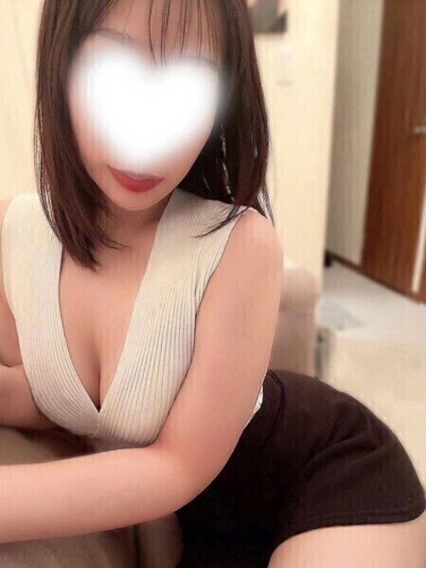 石田　はる（24）/HUNDRED キタ大阪(京橋・南森町・天満/メンズエステ)