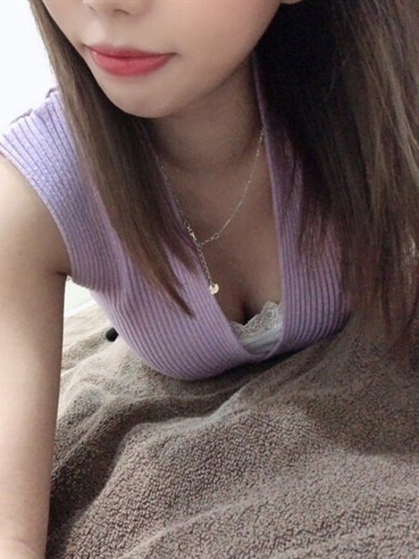 黒木いちか（22） の画像1枚目/HUNDRED キタ大阪(京橋・南森町・天満/メンズエステ)