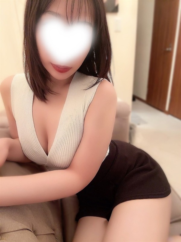 石田　はる（24）/HUNDRED キタ大阪(京橋・南森町・天満/メンズエステ)