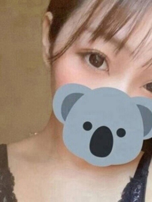 松木あすみ（21） の画像4枚目/HUNDRED キタ大阪(京橋・南森町・天満/メンズエステ)