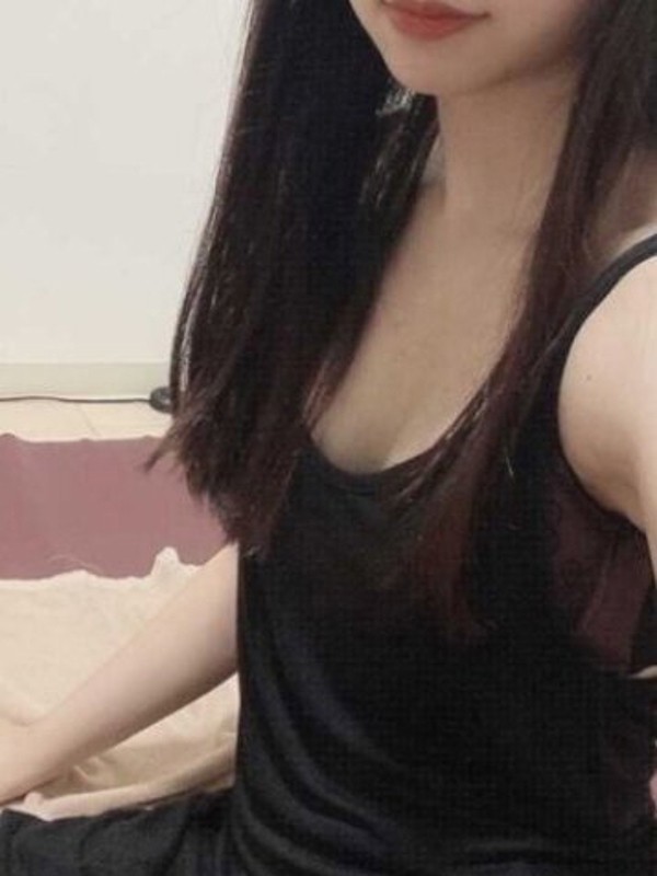 上条　あいみ（21）/HUNDRED キタ大阪(京橋・南森町・天満/メンズエステ)