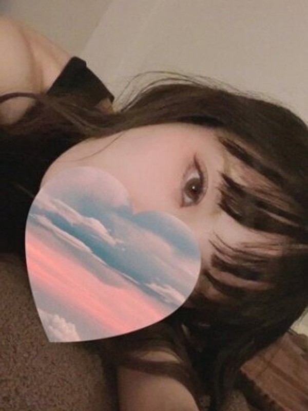 尾崎なぎさ（26）/HUNDRED キタ大阪(京橋・南森町・天満/メンズエステ)