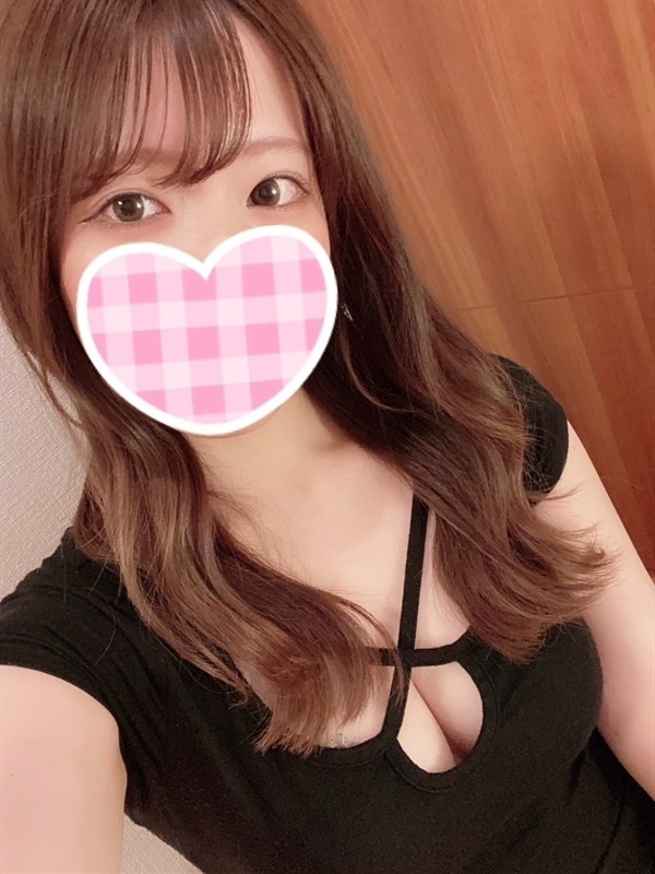 成瀬　ゆりな（24）/HUNDRED キタ大阪(京橋・南森町・天満/メンズエステ)