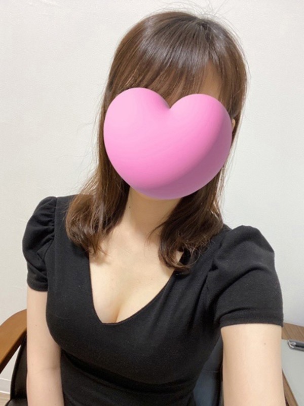 望月　あゆみ（23）/HUNDRED キタ大阪(京橋・南森町・天満/メンズエステ)