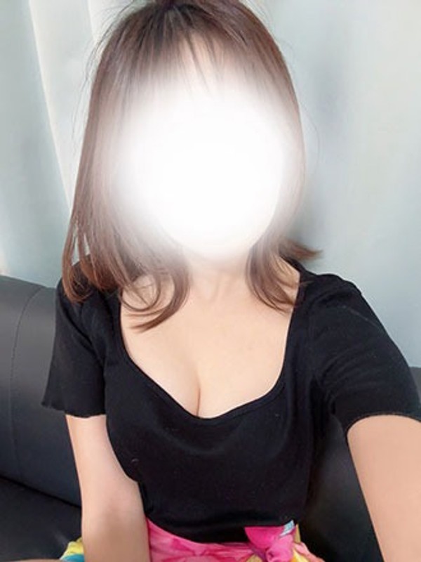 一ノ瀬えま（23）/リフリラ(名古屋・名駅/メンズエステ)