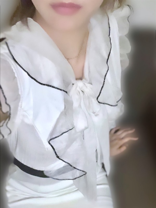 東城みな（20）/福岡メンズエステ行くなら！福エス×姉エス(博多・中洲・天神/メンズエステ)