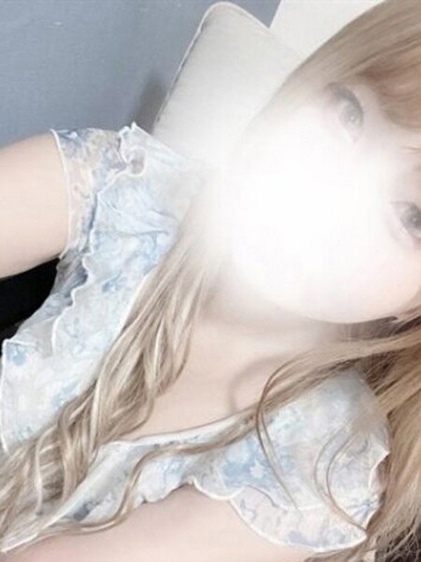 三田しおり（22）/HUNDRED キタ大阪(京橋・南森町・天満/メンズエステ)