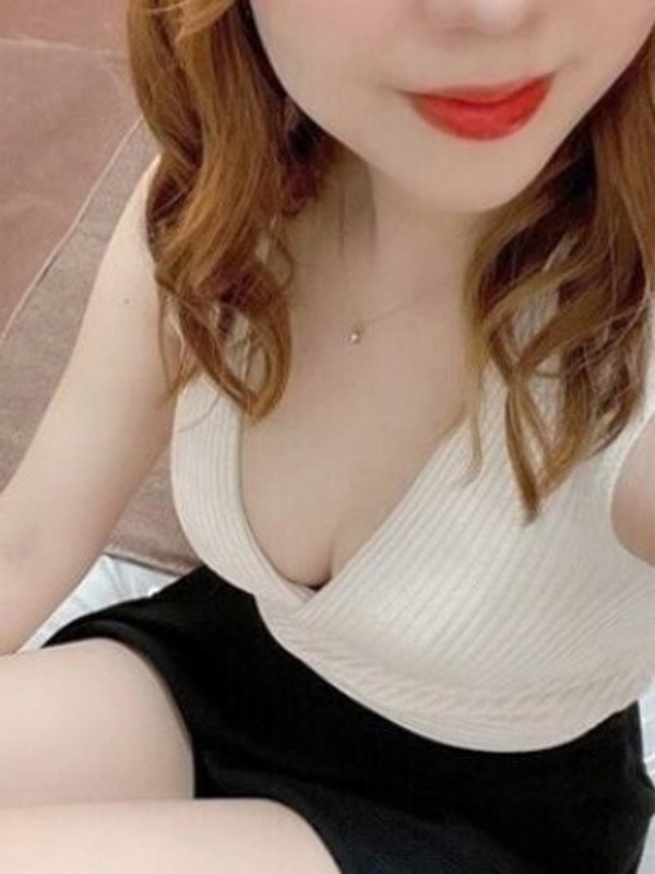 吉岡　まゆ（21）/HUNDRED キタ大阪(京橋・南森町・天満/メンズエステ)