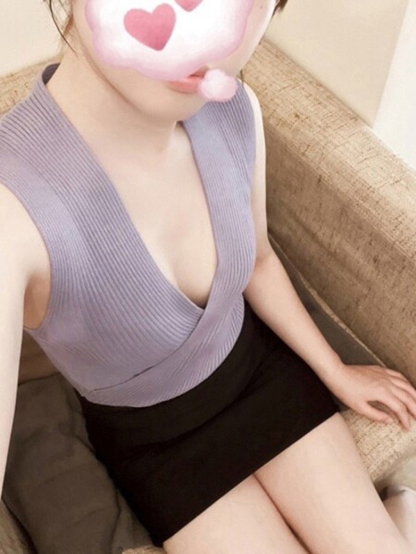 高橋　ひかり（23）/HUNDRED キタ大阪(京橋・南森町・天満/メンズエステ)