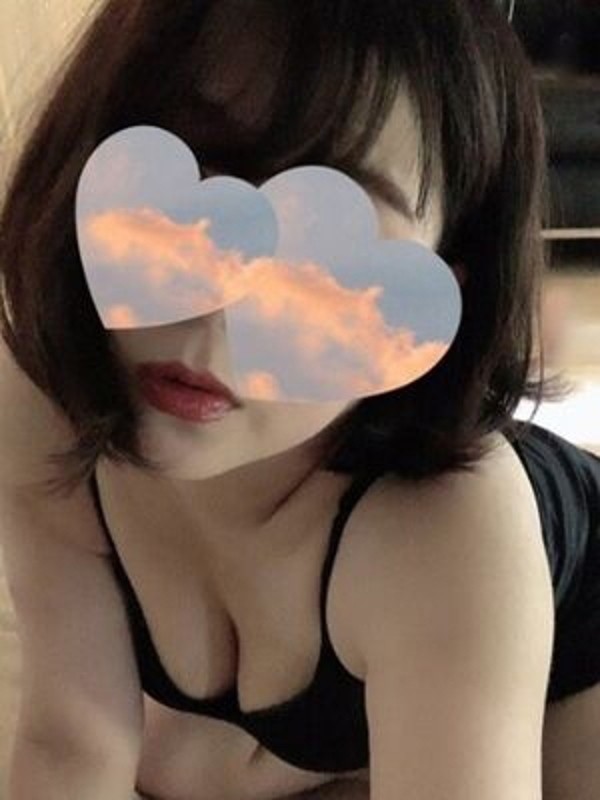 宇佐美　ゆみ（28）/HUNDRED キタ大阪(京橋・南森町・天満/メンズエステ)