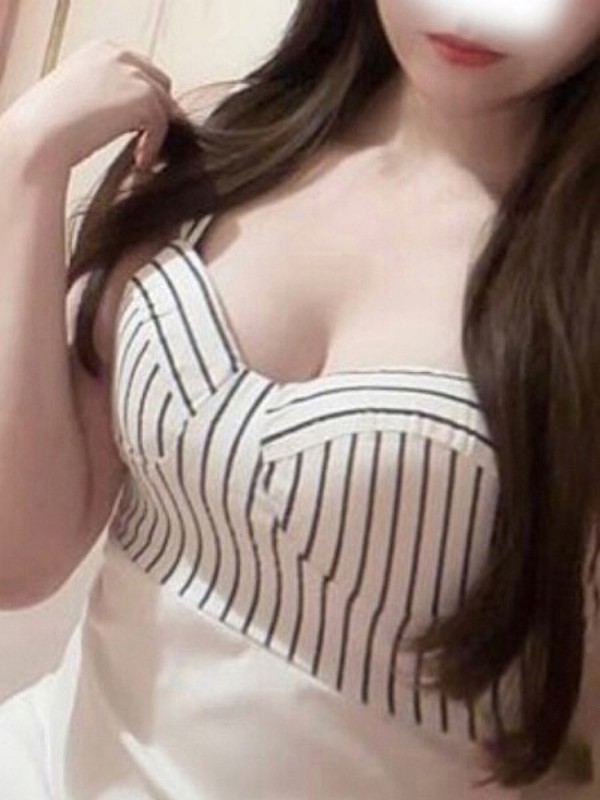 白咲　みわ（23）/HUNDRED キタ大阪(京橋・南森町・天満/メンズエステ)