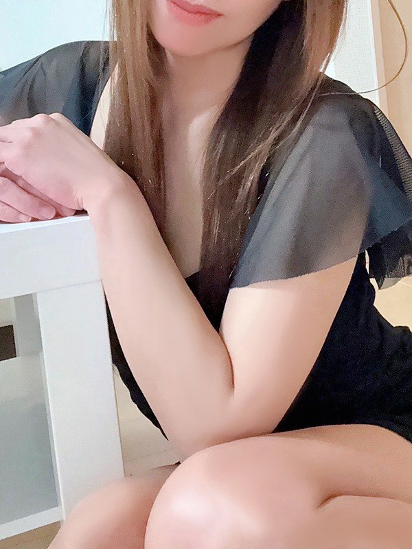 夏希（47） の画像2枚目/Mrs.AUBE SPA（オーブスパ）(梅田・大阪駅/メンズエステ)