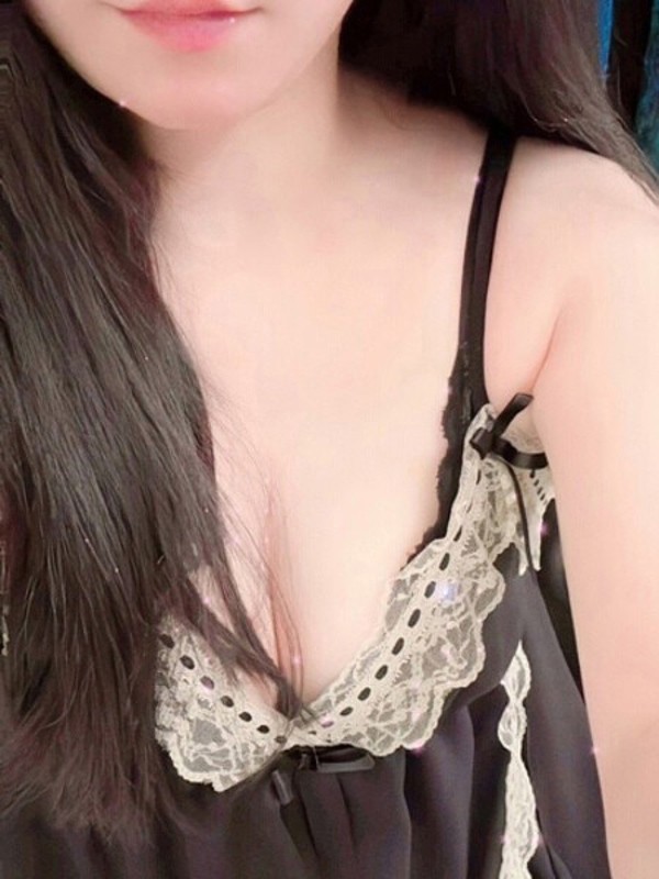 立川　みく（28）/HUNDRED キタ大阪(京橋・南森町・天満/メンズエステ)