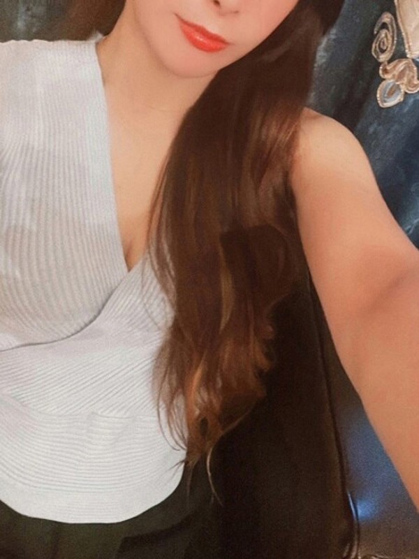 氷室　ゆな（27）/HUNDRED キタ大阪(京橋・南森町・天満/メンズエステ)